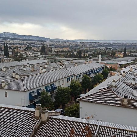 Piso Turistico Huetor Vegaアパートメント エクステリア 写真